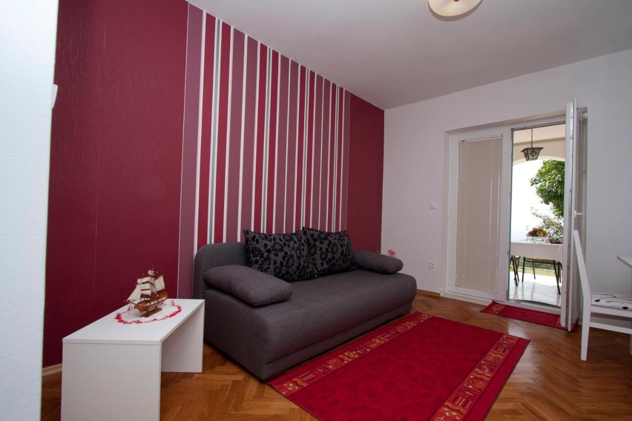 Guest House Burin Mlini Zewnętrze zdjęcie