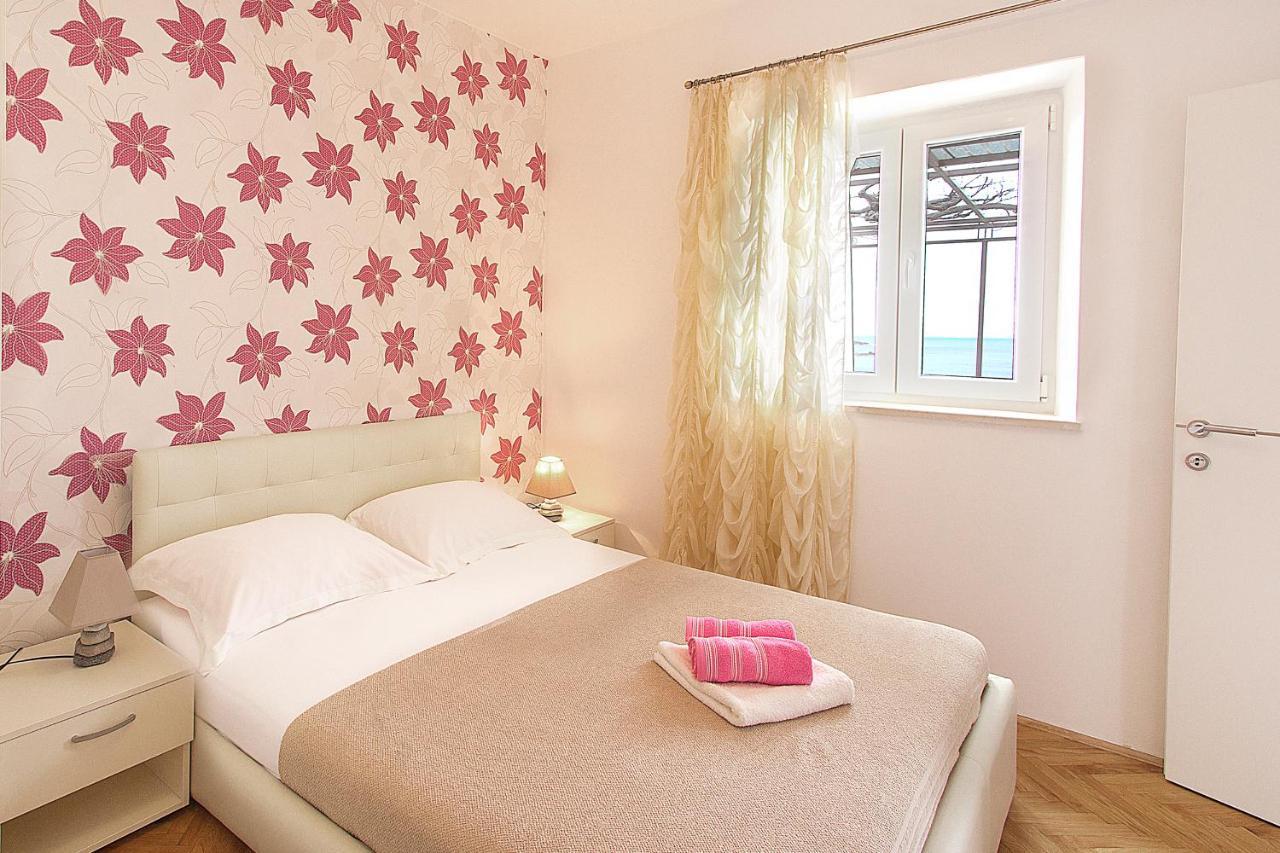 Guest House Burin Mlini Zewnętrze zdjęcie