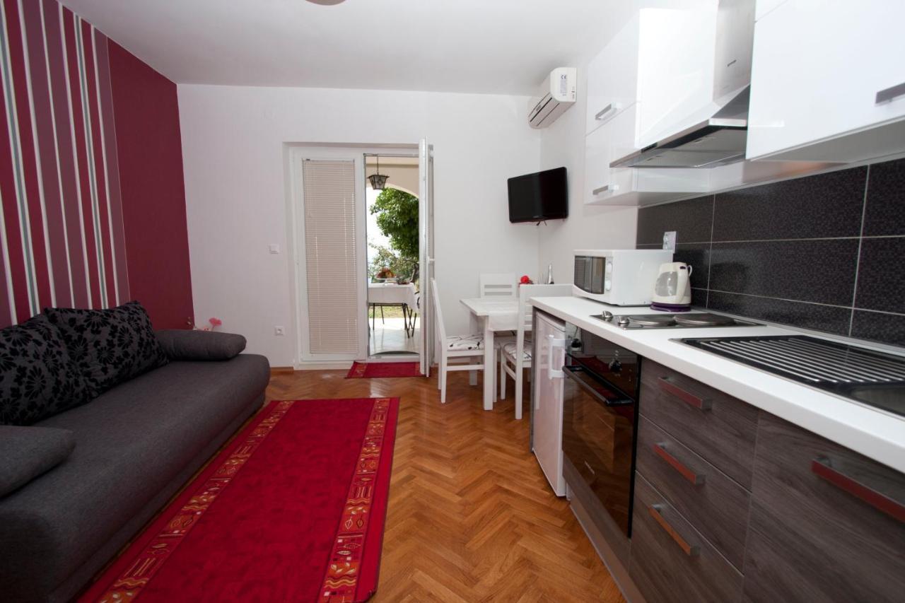 Guest House Burin Mlini Zewnętrze zdjęcie